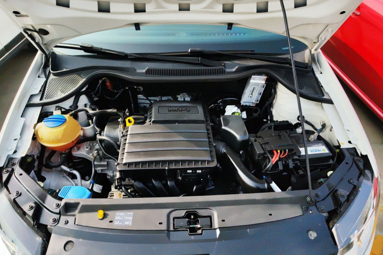 Volkswagen Polo 2018 صورة سيارة #22