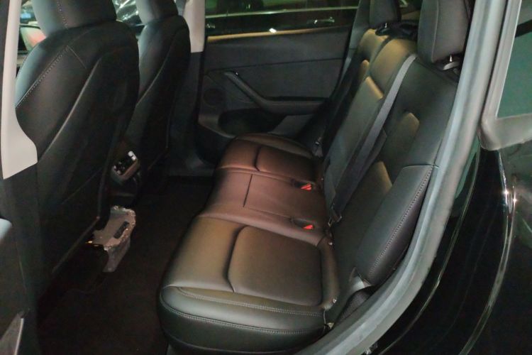 Tesla Model Y 2023 #10 Tesla Model Y 2023 car image #10