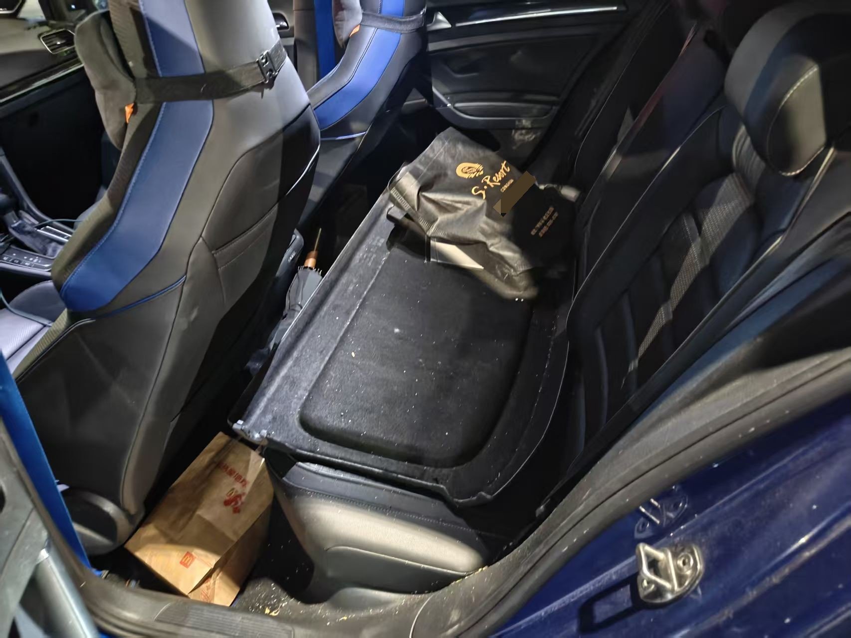 Volkswagen Golf (Imported) 2019 #5 Volkswagen Golf (Imported) 2019 صورة سيارة #5