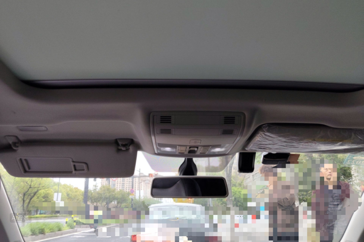 Volkswagen Tharu 2020 car image #20