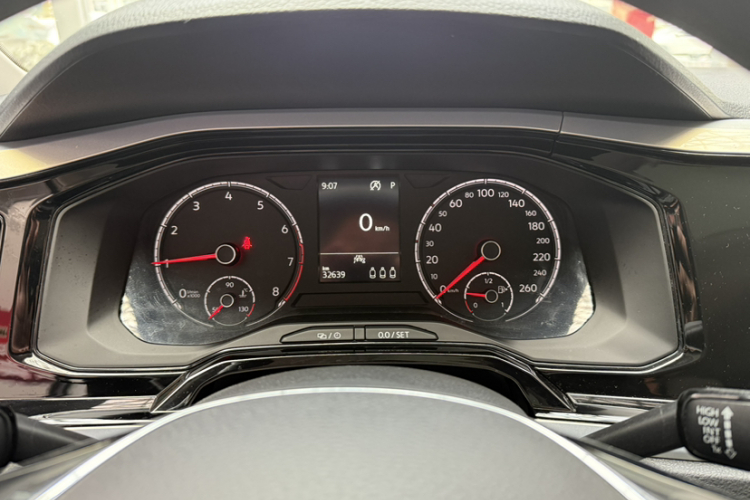 Volkswagen Polo 2022 صورة سيارة #10