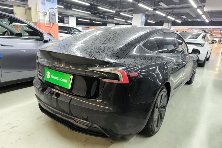 Tesla Model 3 2024 car image #7