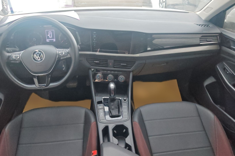 Volkswagen Bora 2021 car image #11