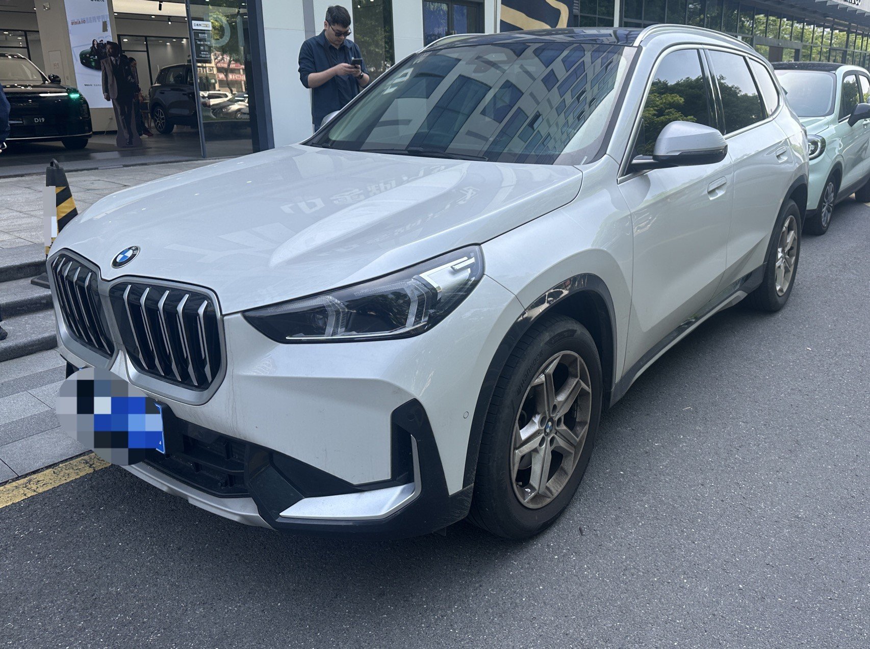 BMW X1 2025 car image 