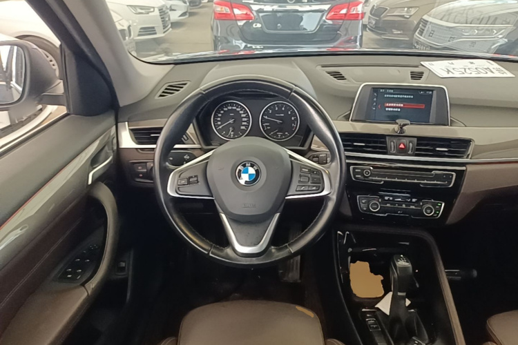 BMW X1 2017 car image #11