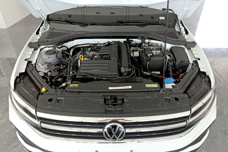 Volkswagen Bora 2026 car image #20