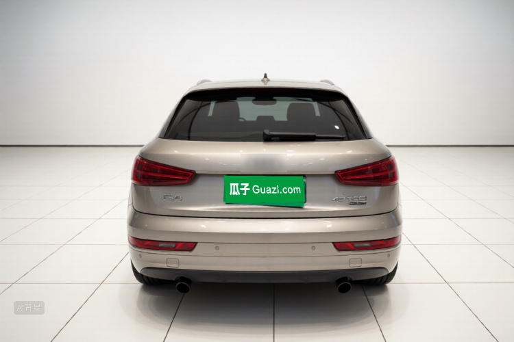Audi Q3 2017 car image #6