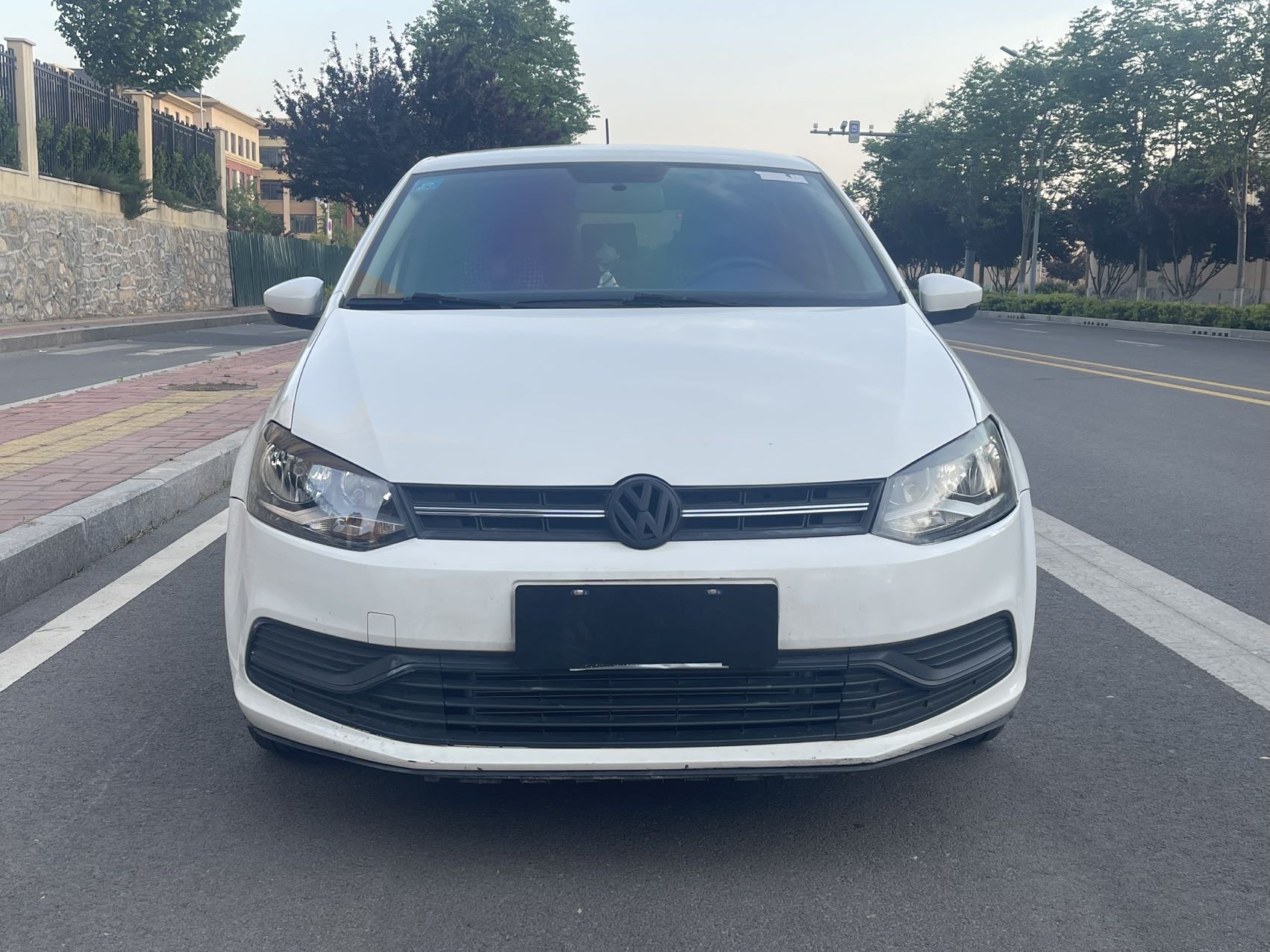 Volkswagen Polo 2018 Volkswagen Polo 2018 صورة سيارة