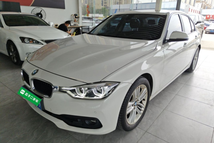 BMW 3 Series 2016 car image #2