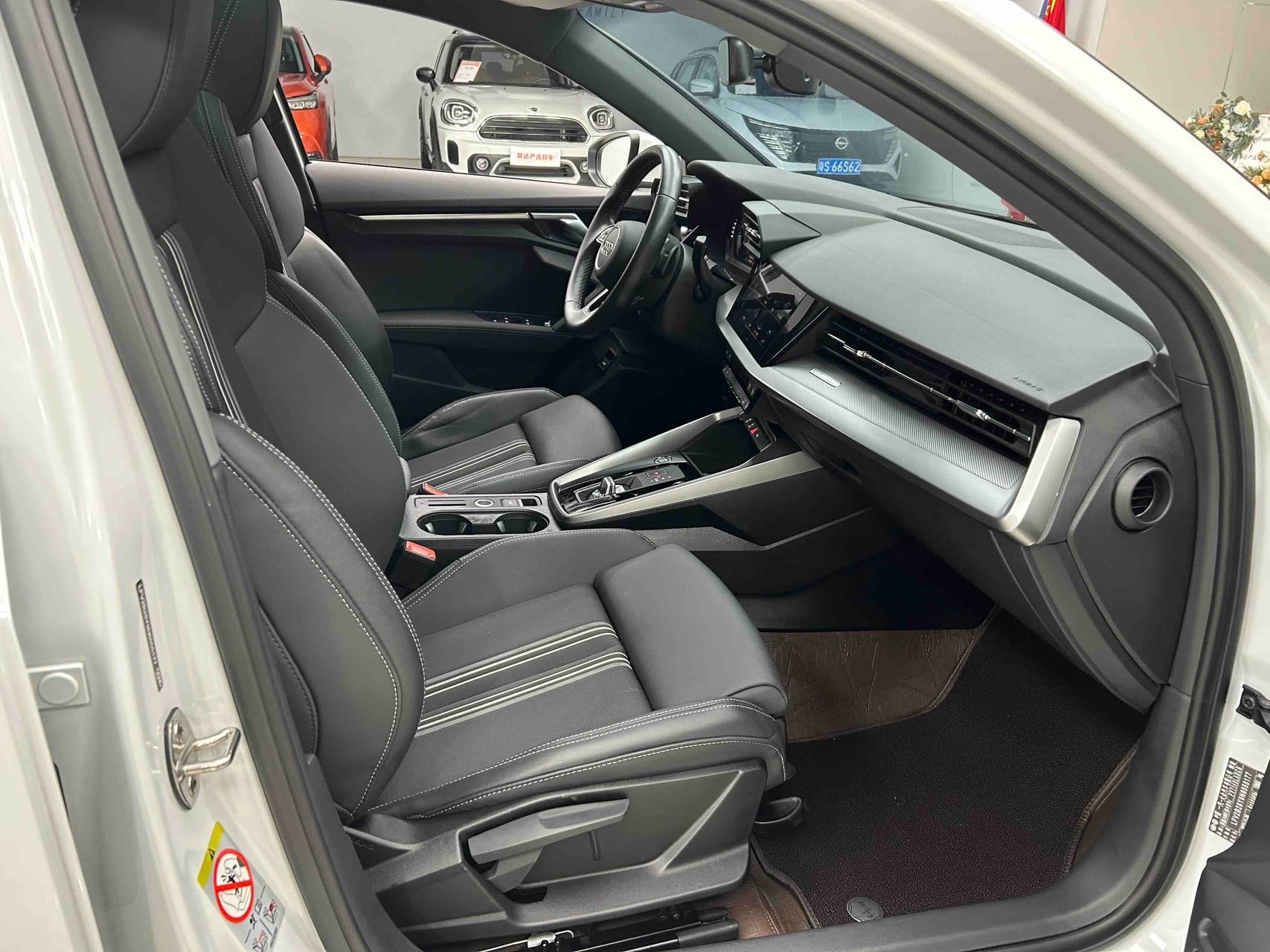 Audi A3 2023 immagine di auto #7