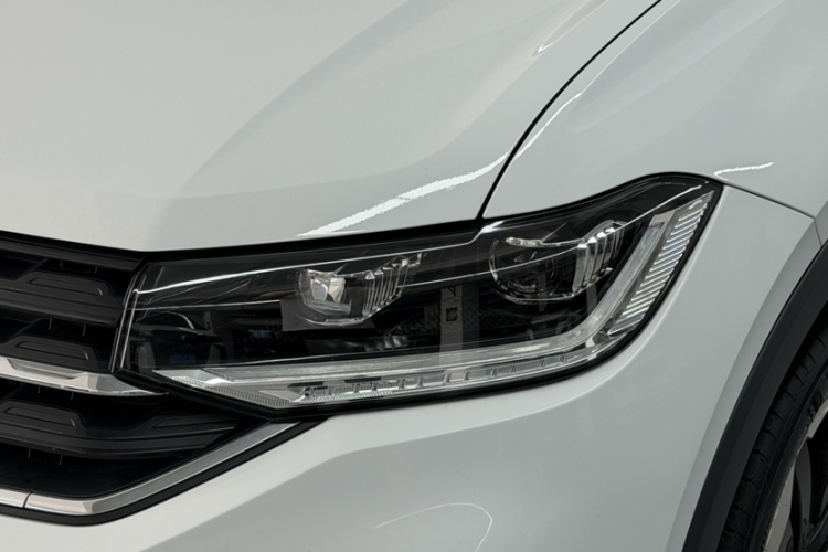 Volkswagen Tacqua 2021 car image #27