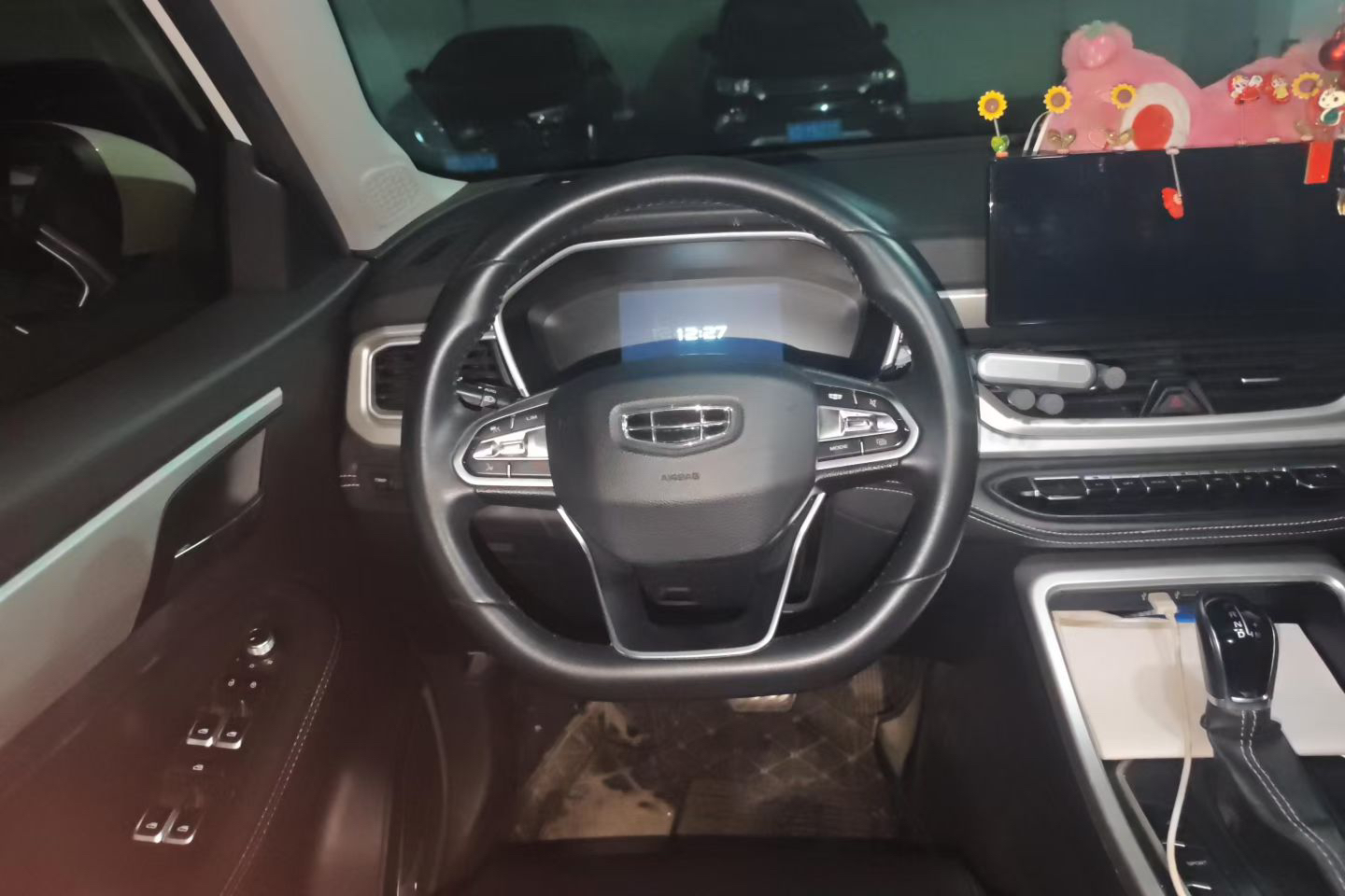 GEELY Vision X6 2020 car image #7