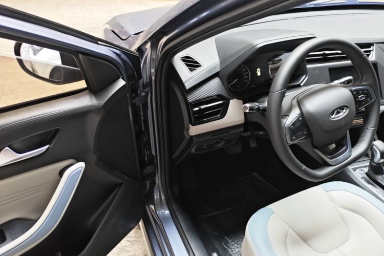 Chery Tiggo 3x 2023 صورة سيارة #16
