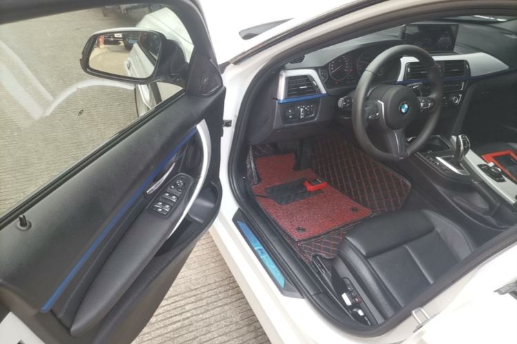 BMW 3 Series 2018 #16 BMW 3 Series 2018 car image #16