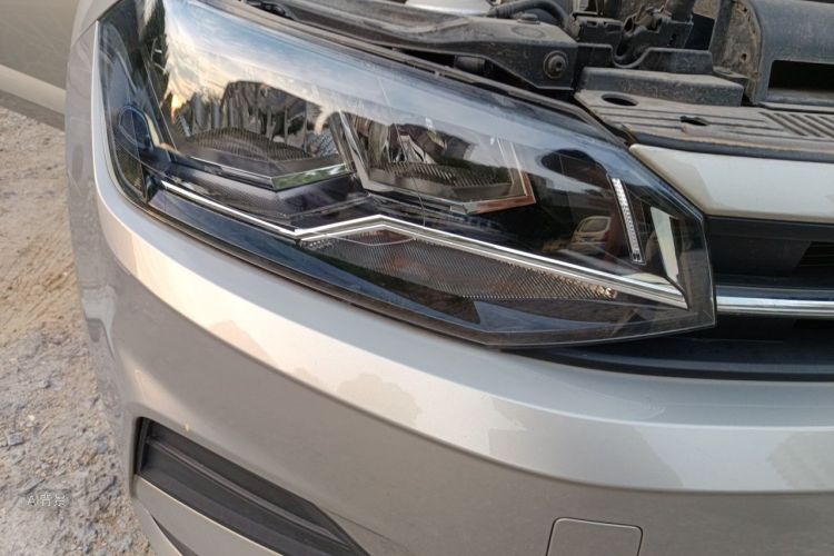 Volkswagen Polo 2020 car image #8