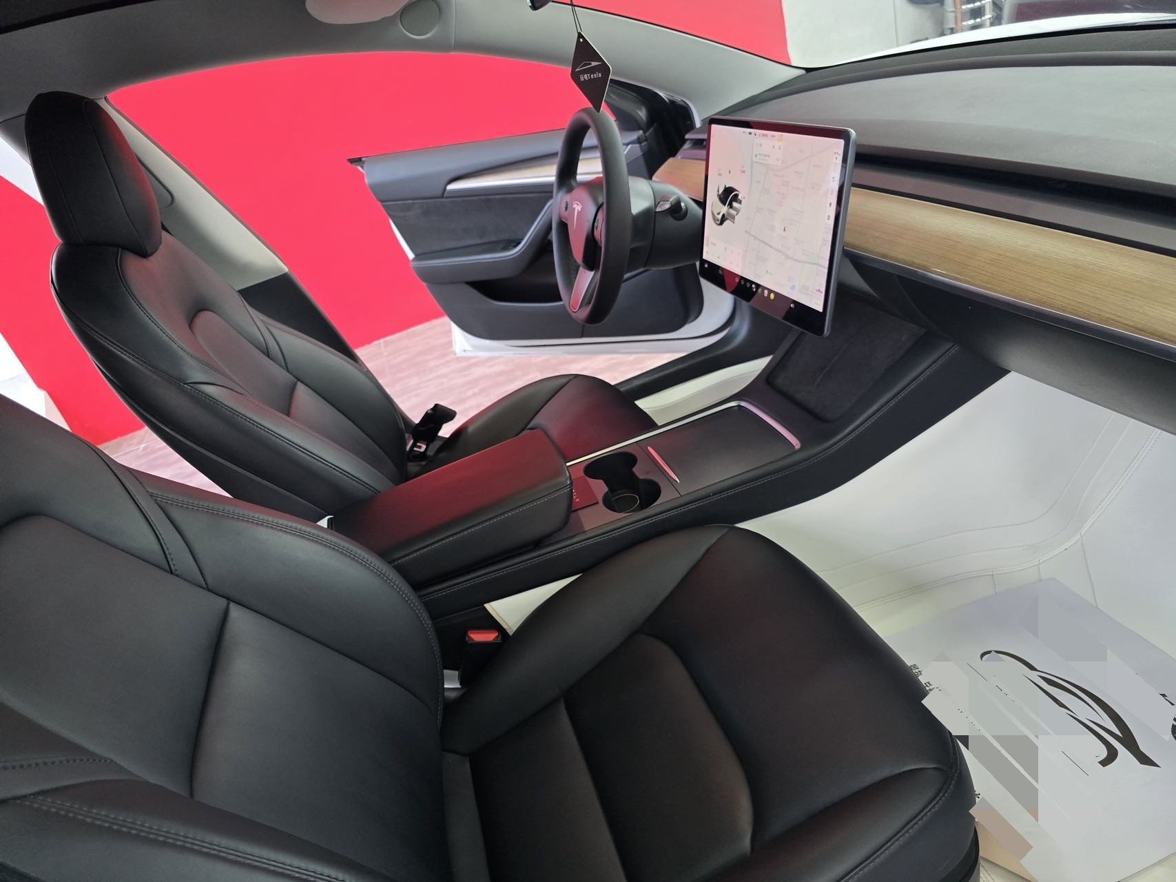 Tesla Model 3 2021 immagine di auto #5