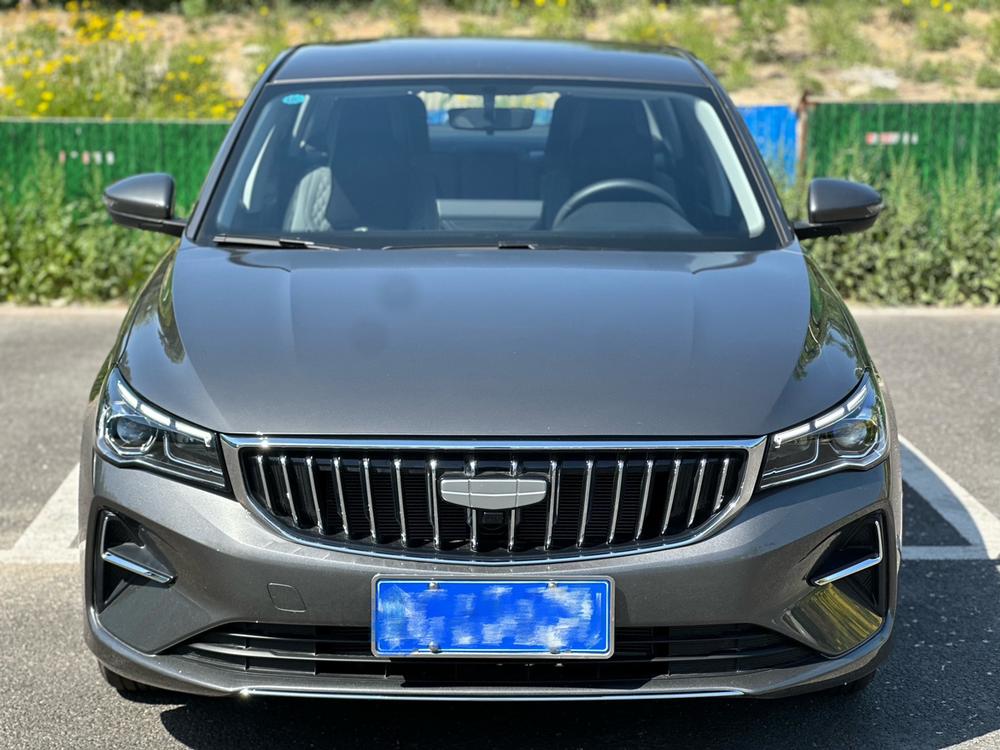 GEELY Emgrand 2026 car image #2