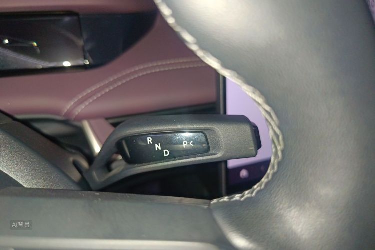 MI SU7 2025 car image #16