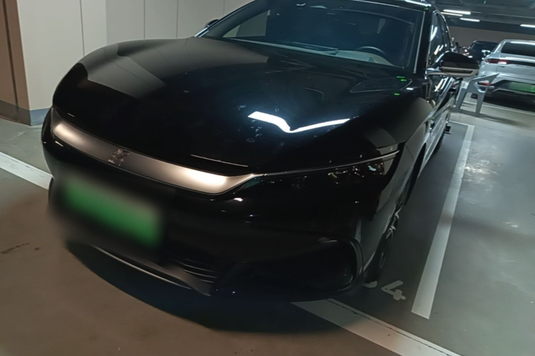 BYD Han 2024 car image #2