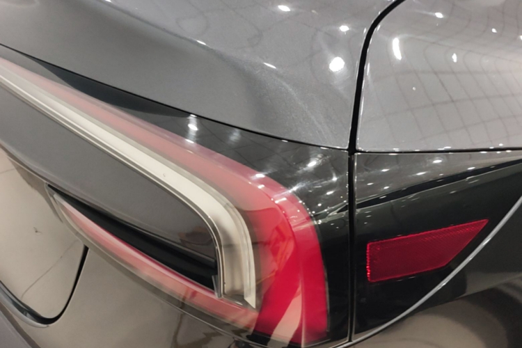 Tesla Model 3 2024 #8 Tesla Model 3 2024 car image #8