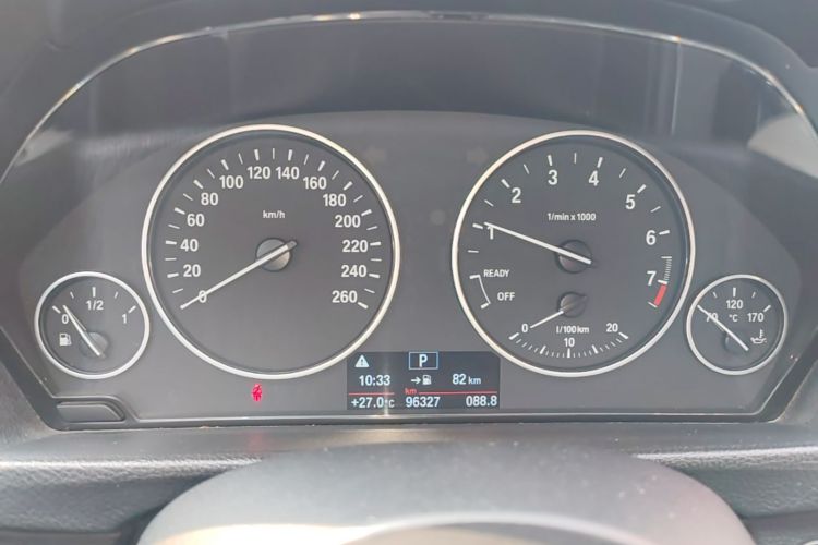 BMW 3 Series 2016 immagine di auto #12
