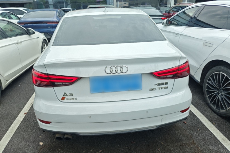 Audi A3 2018 #4 Audi A3 2018 car image #4