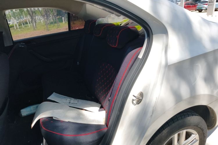 Volkswagen Santana 2019 car image #17