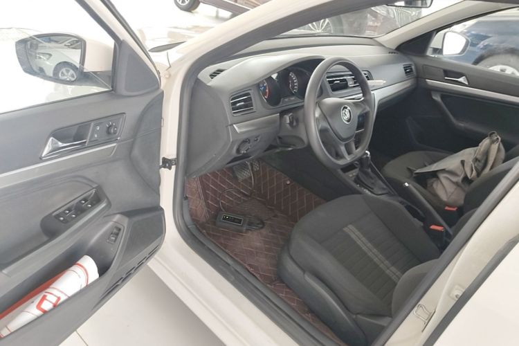 Volkswagen Lavida 2023 car image #16