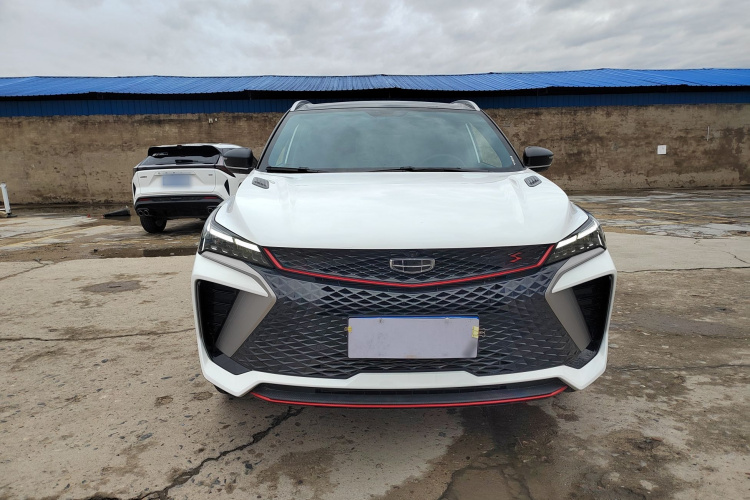 GEELY Coolray 2023 صورة سيارة #3