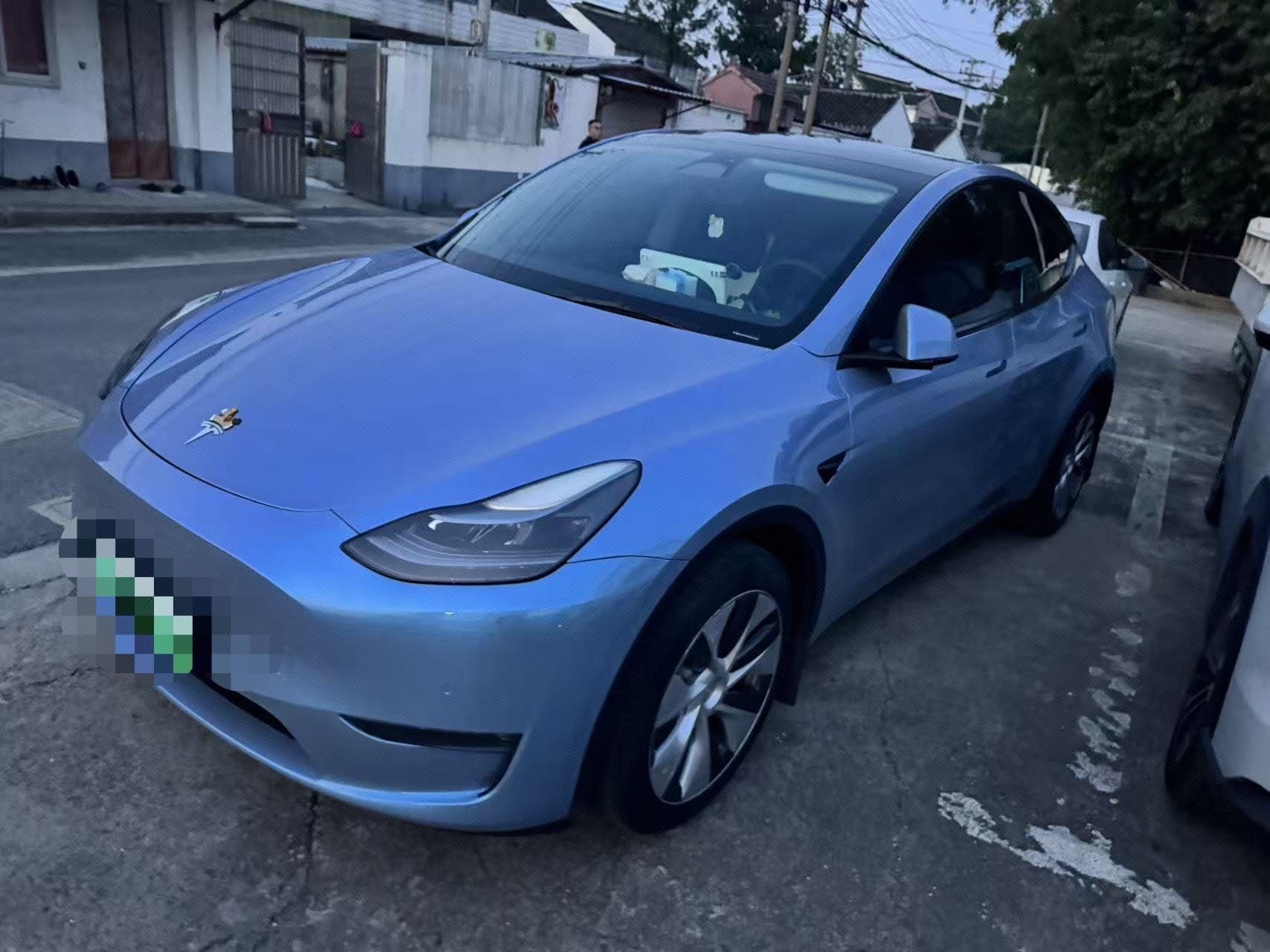Tesla Model Y 2023 Tesla Model Y 2023 car image