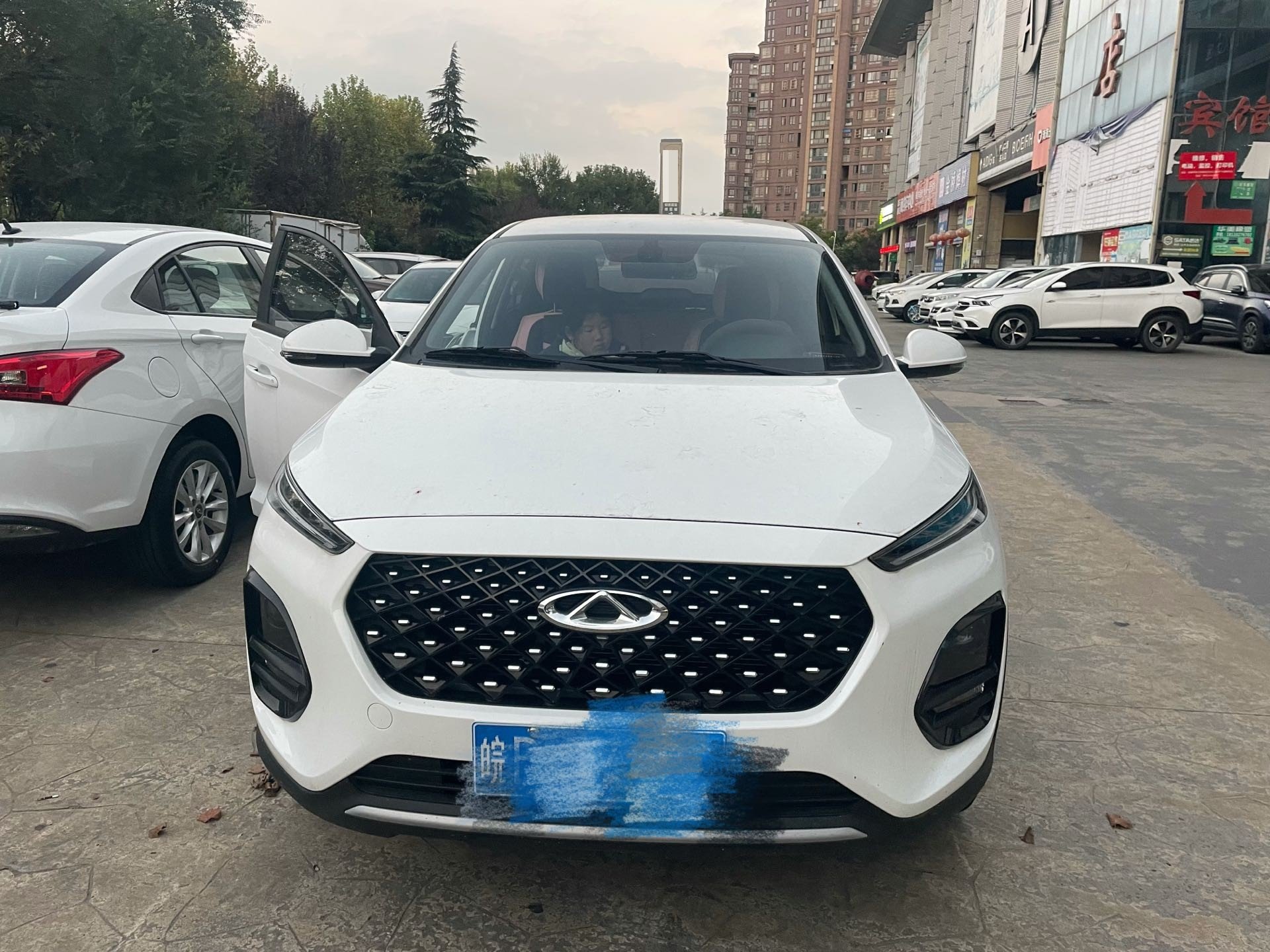 Chery Tiggo 3x 2024 car image #2