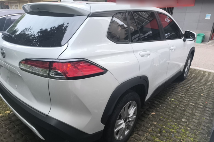 Toyota Corolla Cross 2023 immagine di auto #7