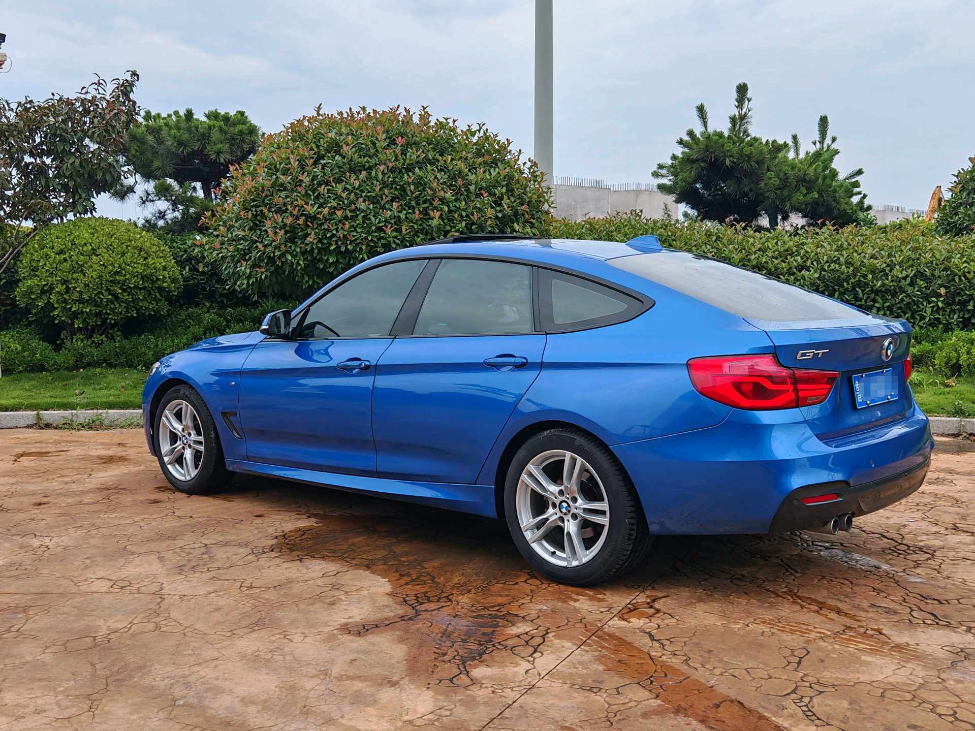 BMW 3 Series GT 2019 car image #6