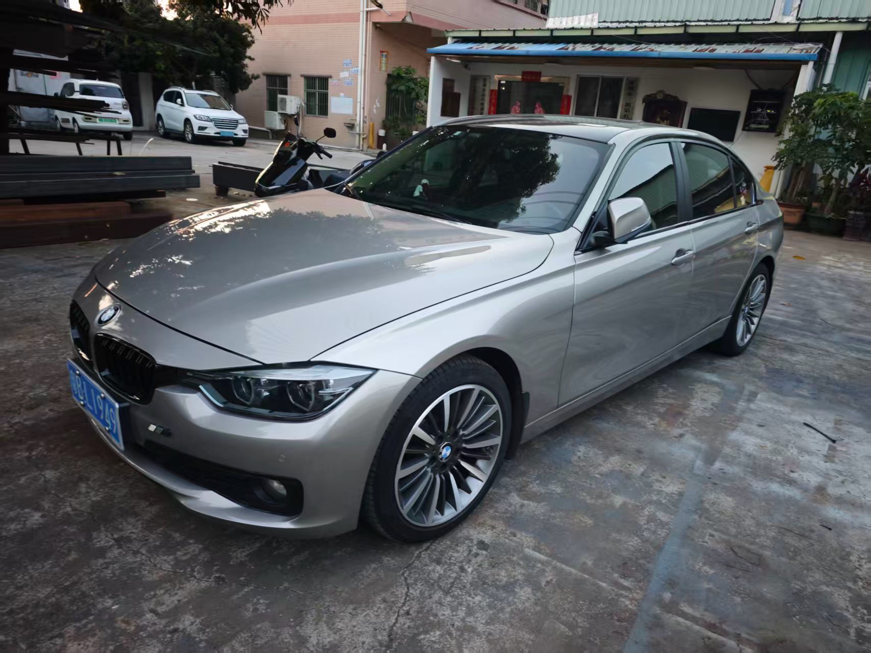 2019 2019 car image