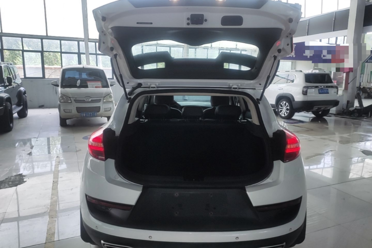 GEELY Emgrand GS 2019 #19 GEELY Emgrand GS 2019 car image #19