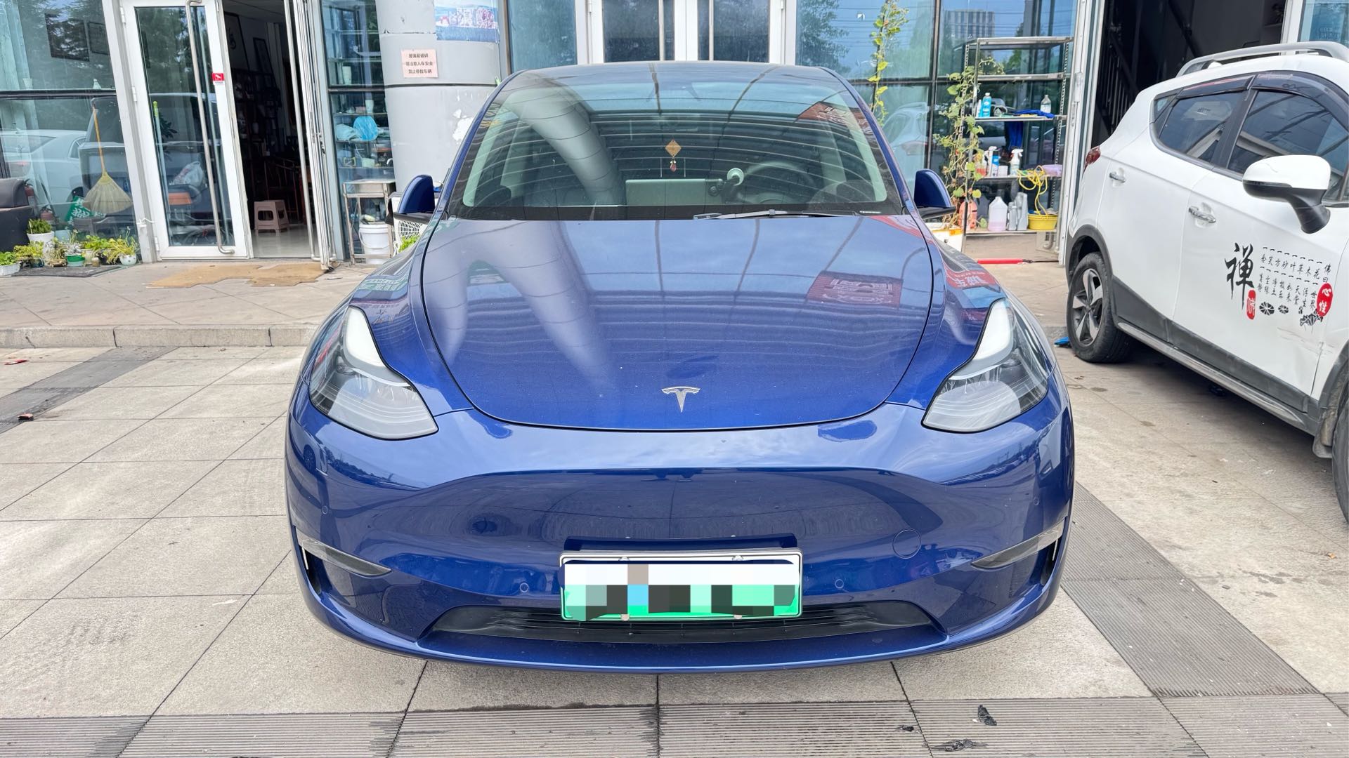 Tesla Model Y 2021 #4 Tesla Model Y 2021 صورة سيارة #4