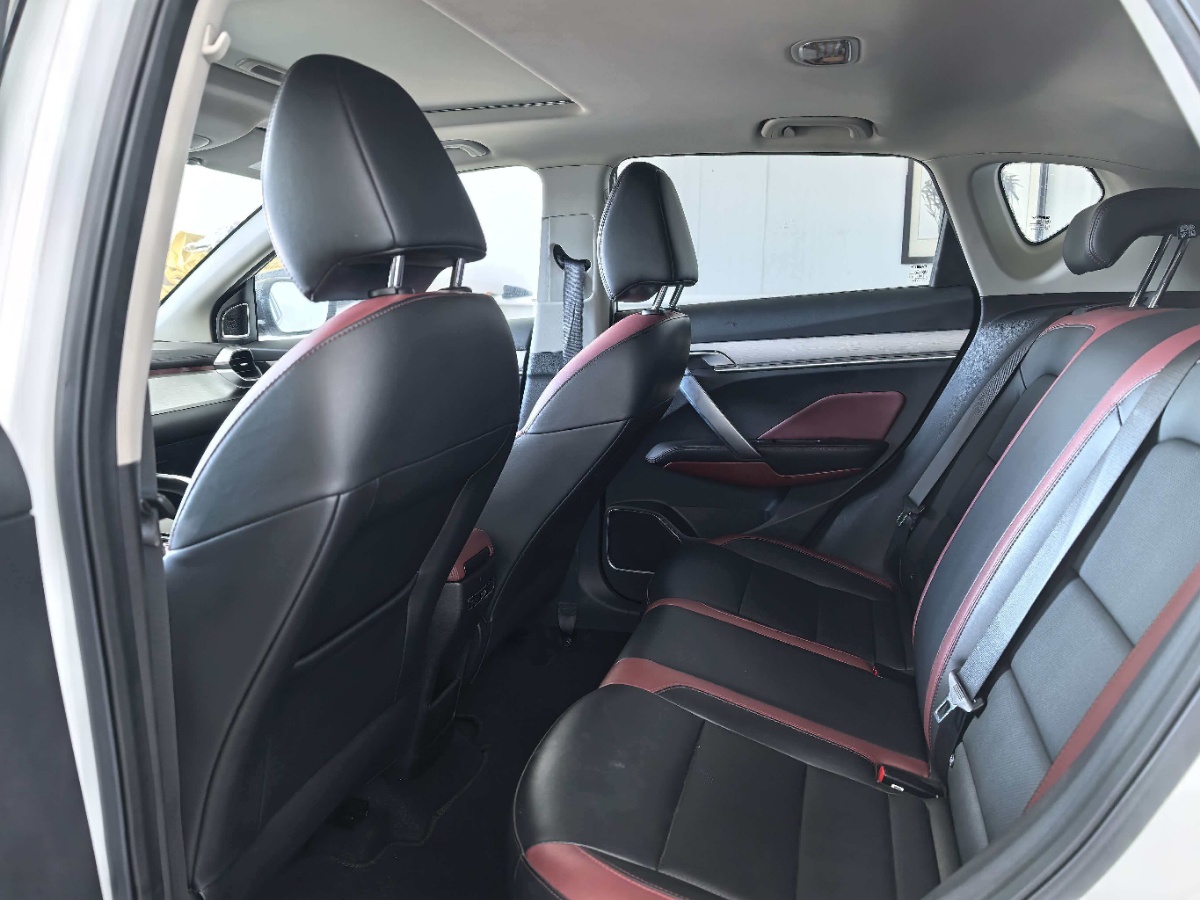 GEELY Coolray 2022 car image #4