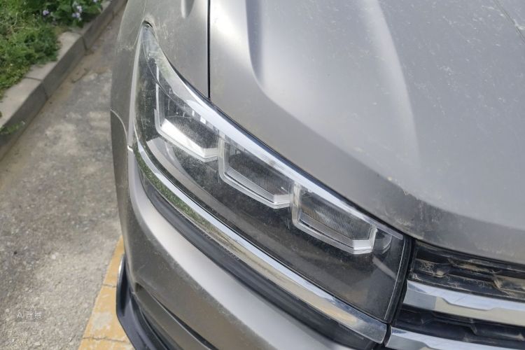 Volkswagen Tharu 2020 car image #8