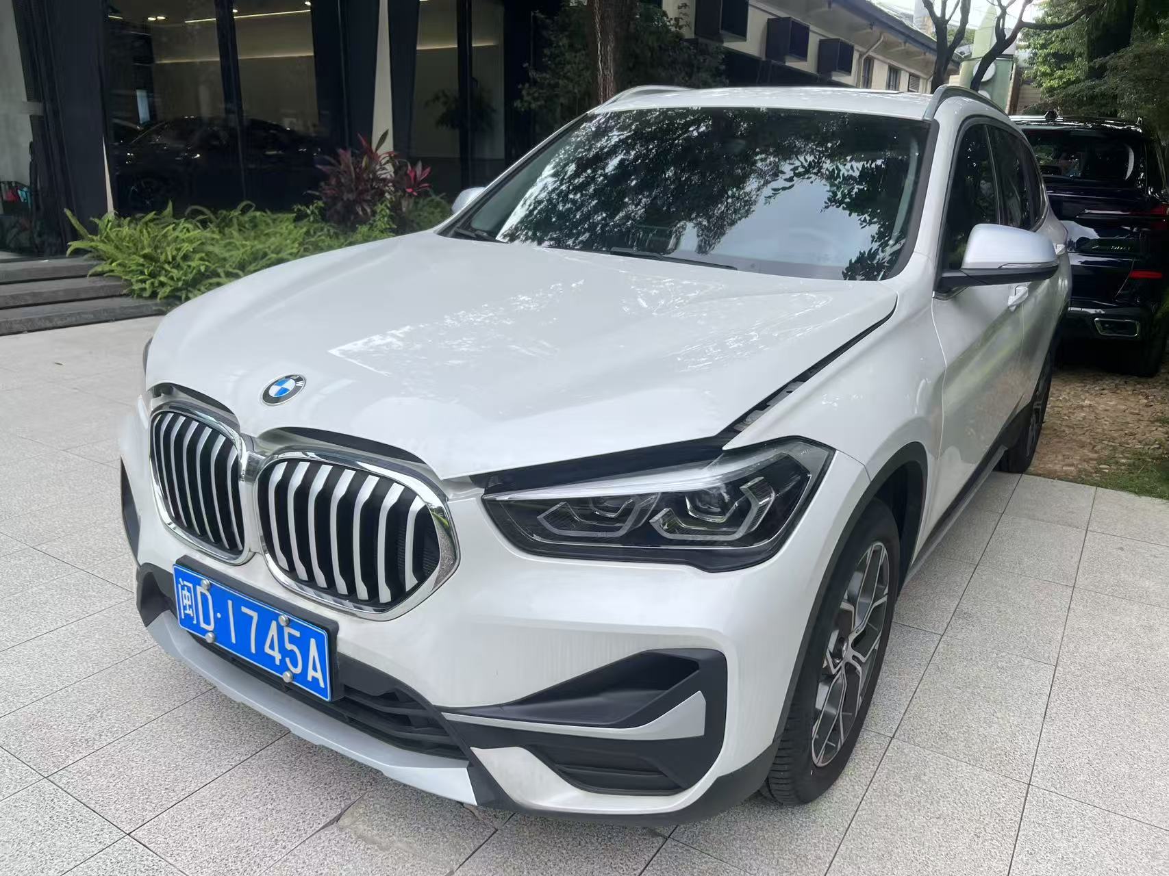 BMW X1 2023 BMW X1 2023 car image