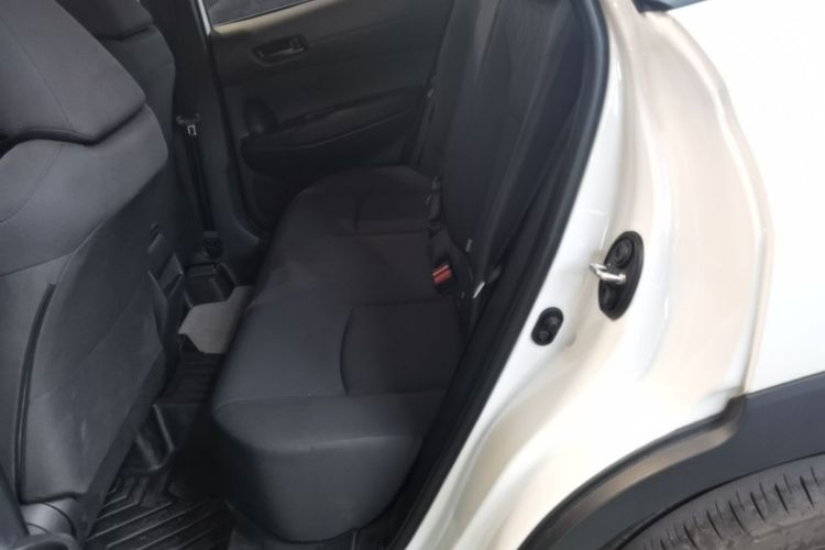 Toyota Corolla Cross 2025 immagine di auto #17
