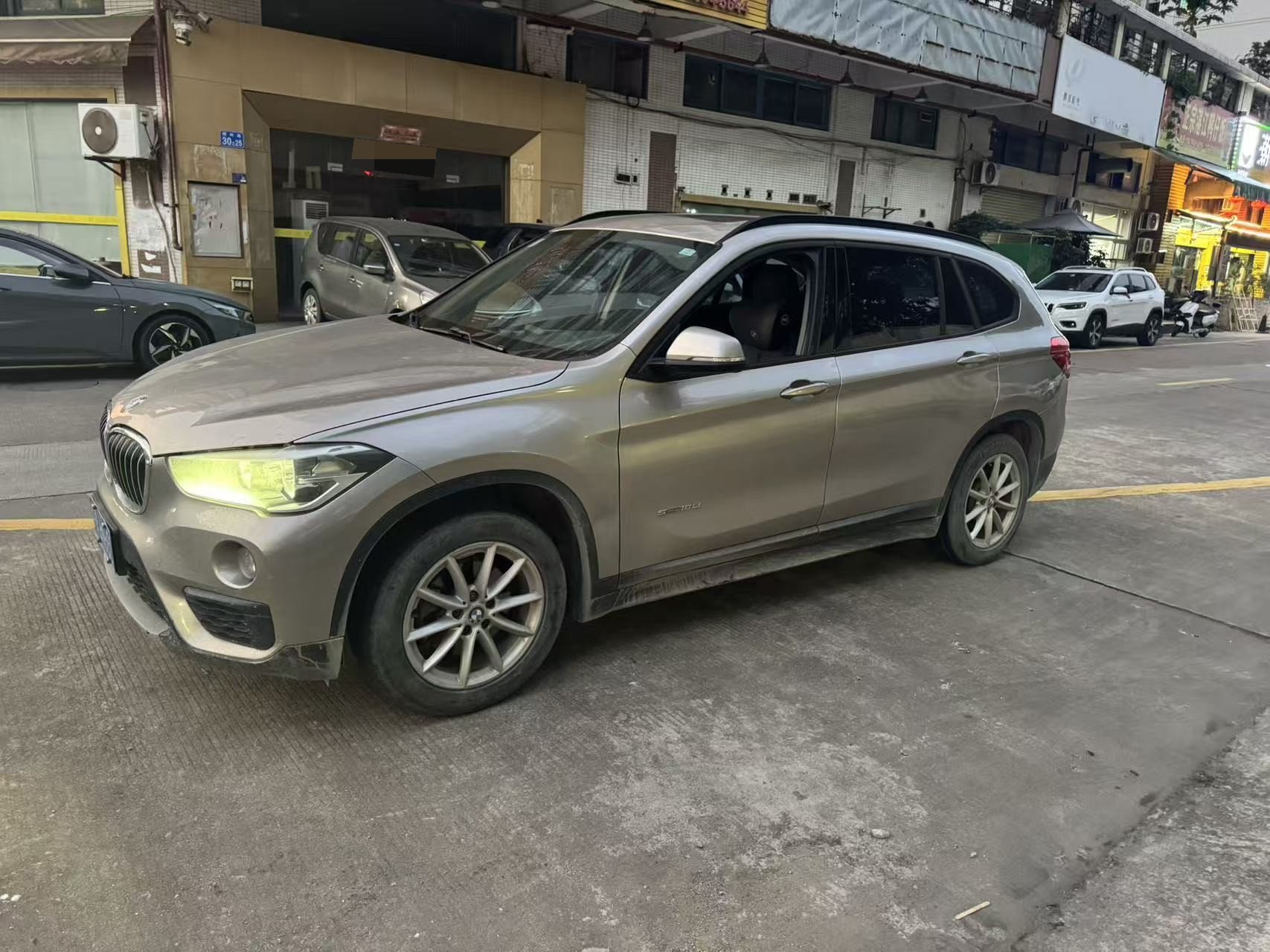 BMW X1 2018 BMW X1 2018 car image