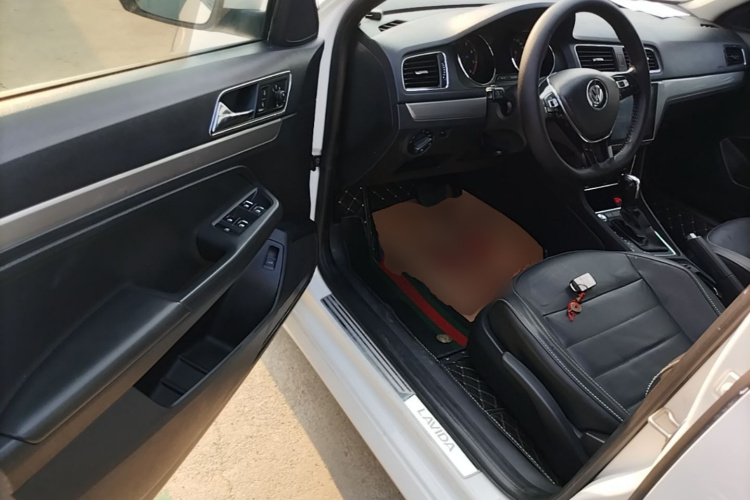 Volkswagen Lavida 2018 #16 Volkswagen Lavida 2018 car image #16