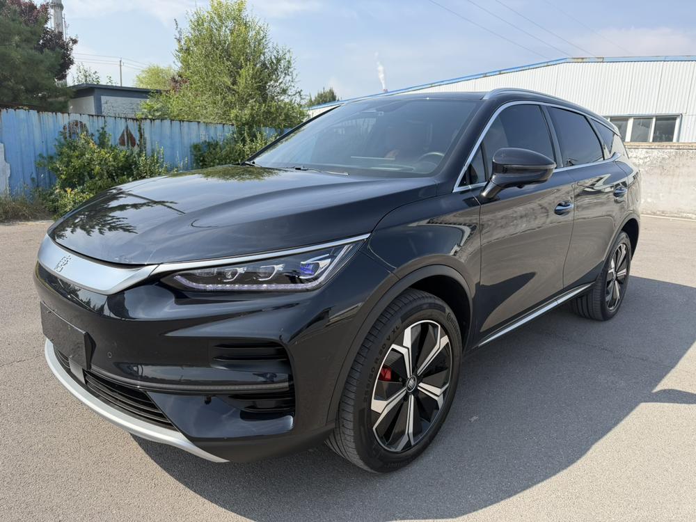 BYD Tang New Energy 2022 صورة سيارة 
