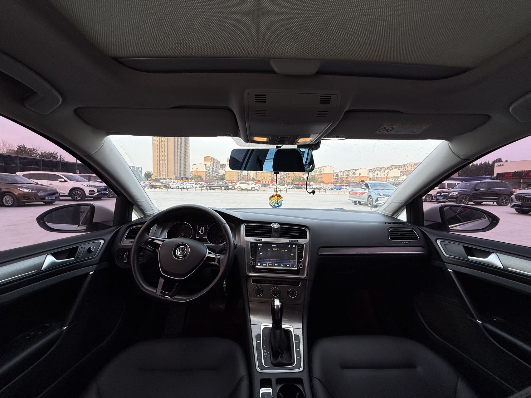 Volkswagen Golf 2016 car image #6