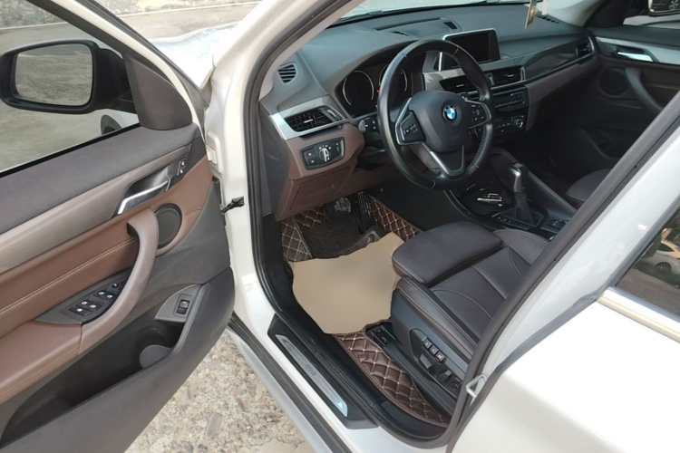 BMW X1 2019 car image #16