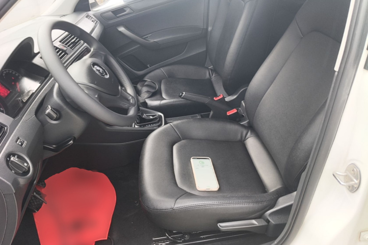 Volkswagen Santana 2020 car image #19