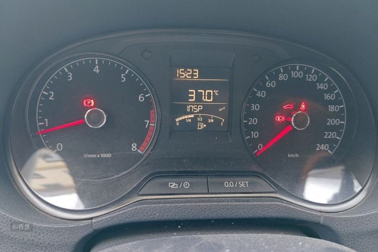 Volkswagen Polo 2016 #13 Volkswagen Polo 2016 car image #13