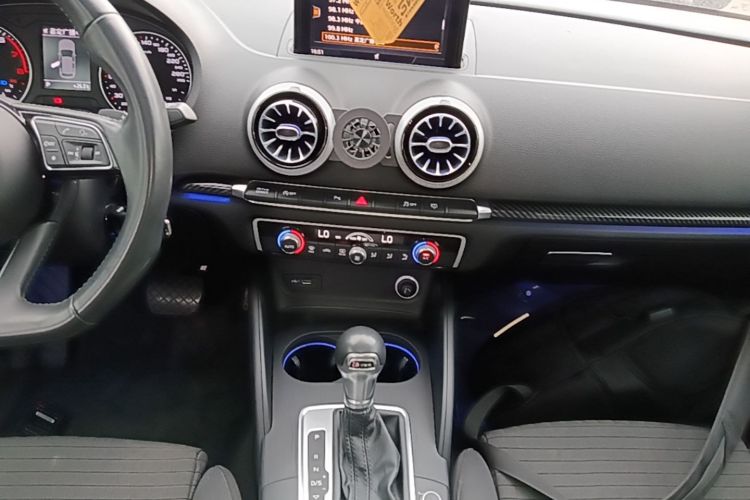 Audi A3 2018 #13 Audi A3 2018 car image #13
