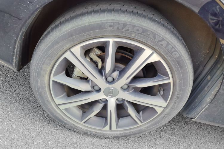 GEELY Emgrand 2022 immagine di auto #5