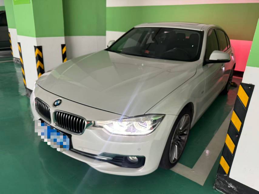 BMW 3 Series 2017 BMW 3 Series 2017 car image